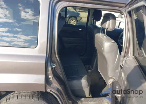 2016 Jeep Patriot High Altitude Edition z USA, uszkodzony, nr VIN 1C4NJRFB1GD696712